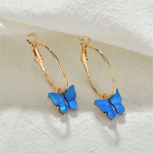 3/$30 💛 Butterfly Hoop Earrings